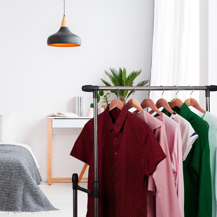 Relaxdays Kleiderbügel aus Zedernholz 6 Stück