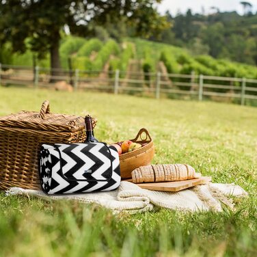 Relaxdays XXL Picknickdecke, 200x300 cm, isoliert, wasserdicht, gemusterte Fleece Stranddecke, Tragegriff, schwarz-weiß
