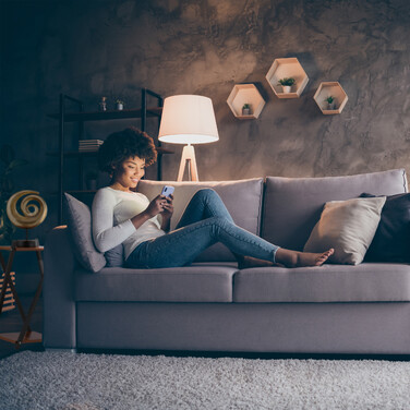 Relaxdays Blumenständer mit 2 Ebenen