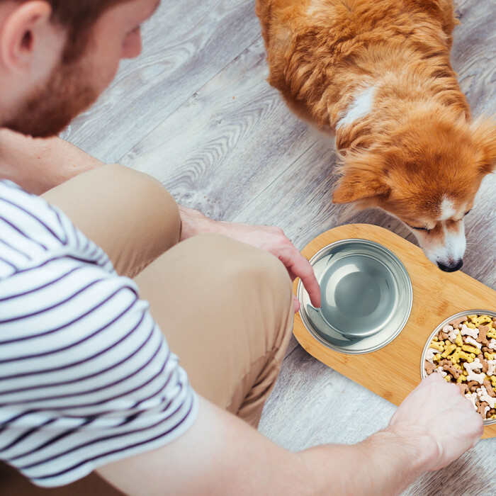 Relaxdays Futterbar Hunde mit 2 Näpfen