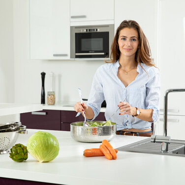 Relaxdays Salatschüssel mit Besteck