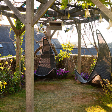 Relaxdays Vogelfutterhaus zum Aufhängen