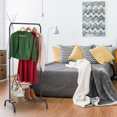 Relaxdays Metall Kleiderständer mit Ablage